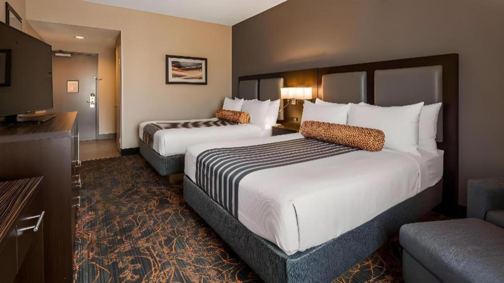 Best Western Plus Executive Inn Toronto Exterior foto
