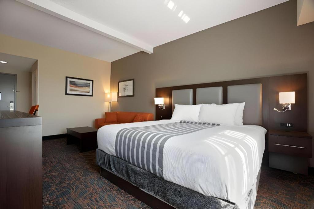 Best Western Plus Executive Inn Toronto Exterior foto