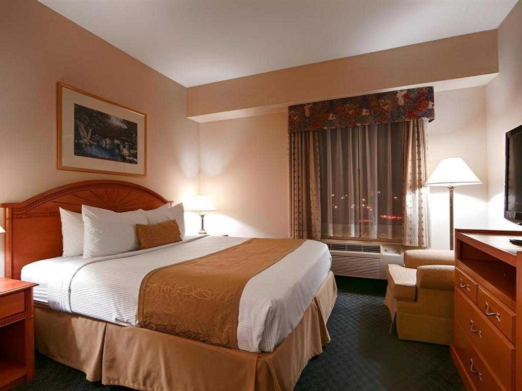 Best Western Plus Executive Inn Toronto Exterior foto